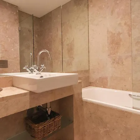 Downtown Chiado By Homing *