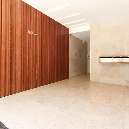 Apartament Downtown Chiado By Homing