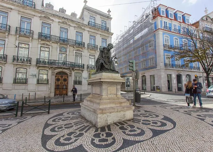 Apartment Downtown Chiado By Homing